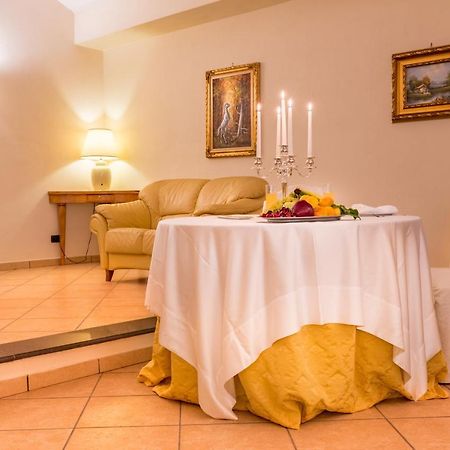 Вилла Tenuta Sciacca Falciano del Massico Экстерьер фото